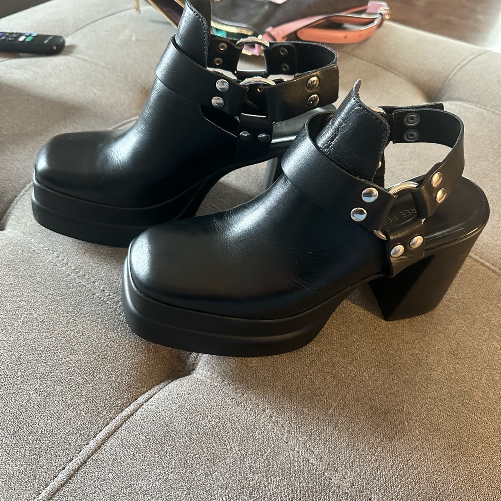 Free People Black Leather Platform Heels - Picture 7 of 12